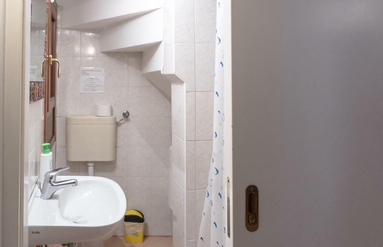 In The Heart Of Biennale Ac Wi-Fi Apartment Venesia Bagian luar foto